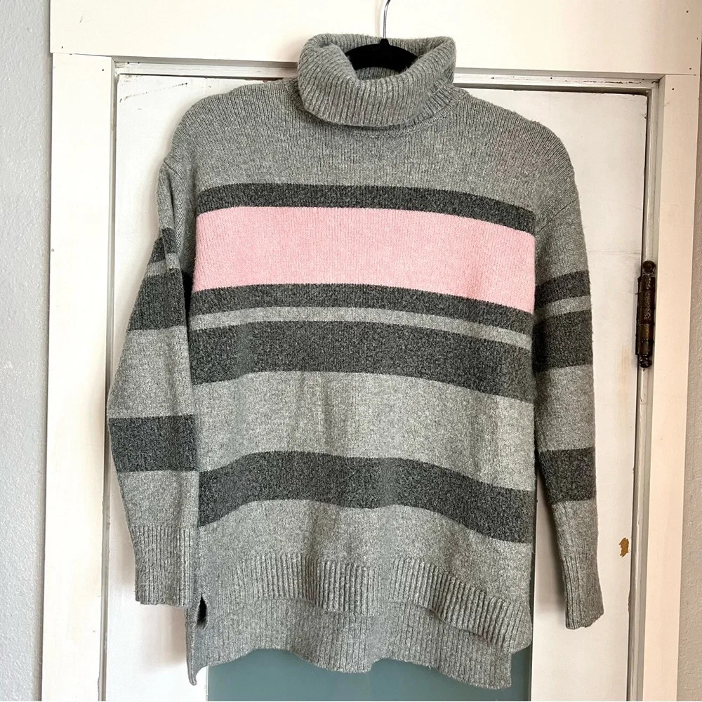 Talbots Gray Fireside Stripe Pullover Turtleneck Sweater Women Medium Petite